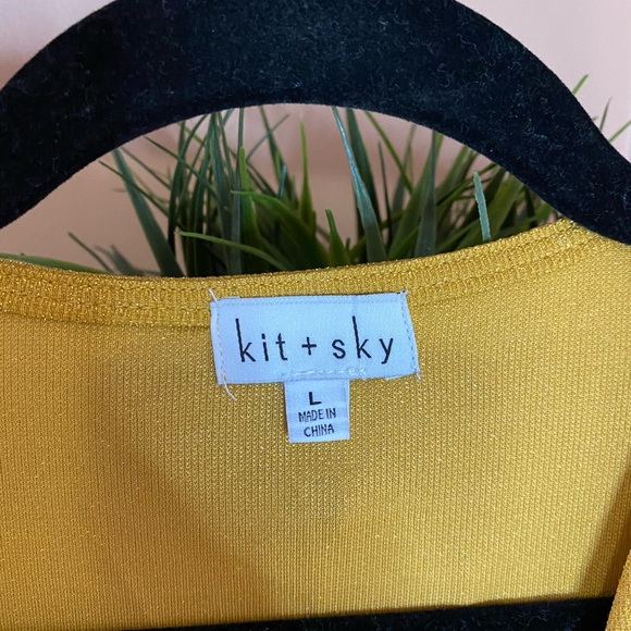 Kit+Sky Bodysuit Color Mustard - Picture 4 of 6